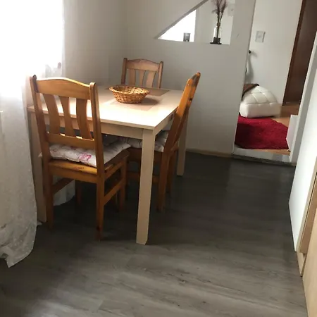 1-4 Schlafplaetze Apartment *